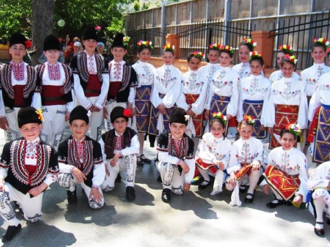 Folk ensemble "Zlatna Trakia" at a festival in Turkey
